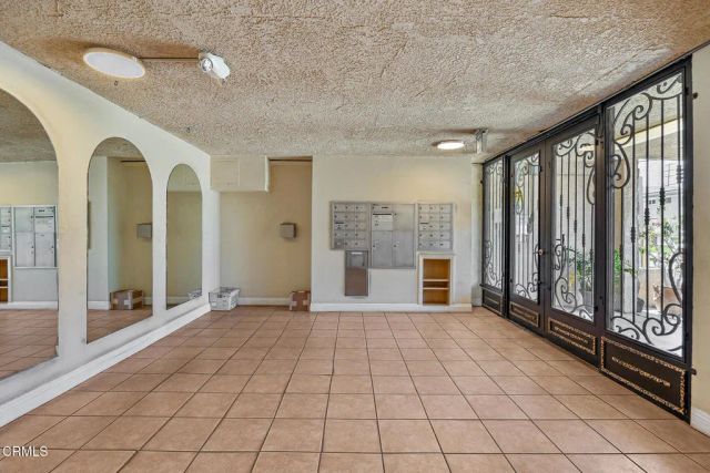 3762 Hughes Avenue 105, Los Angeles, CA 90034