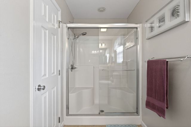 1017 Iroquois Ln, Crossville, TN 38572