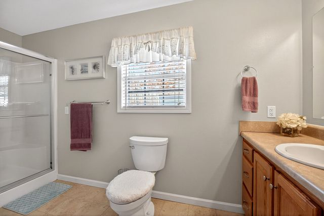 1017 Iroquois Ln, Crossville, TN 38572