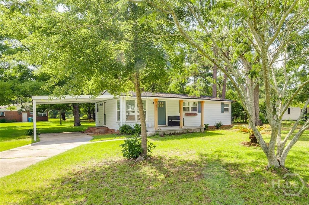 1001 Richland Avenue, Rincon, GA 31326