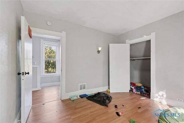 2144 Hawthorne Street, Toledo, OH 43606