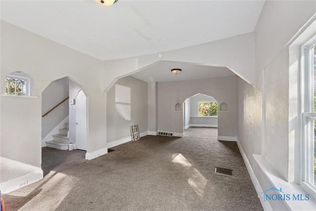 2144 Hawthorne Street, Toledo, OH 43606