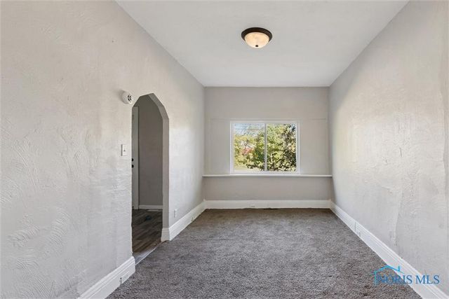 2144 Hawthorne Street, Toledo, OH 43606