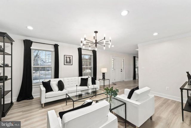 3623 GREAT LAUREL LN, Fairfax, VA 22033