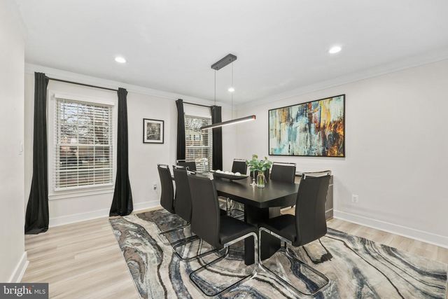 3623 GREAT LAUREL LN, Fairfax, VA 22033