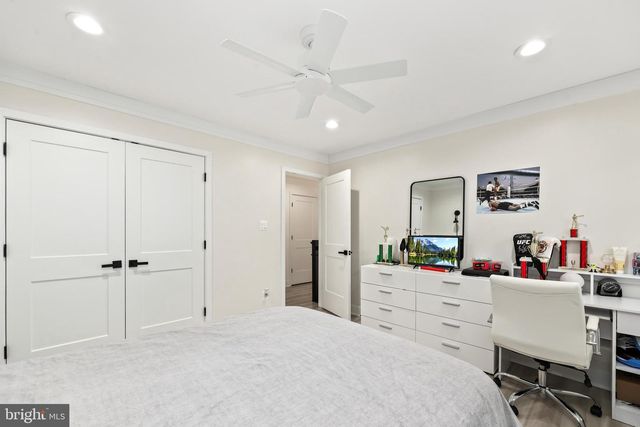 3623 GREAT LAUREL LN, Fairfax, VA 22033