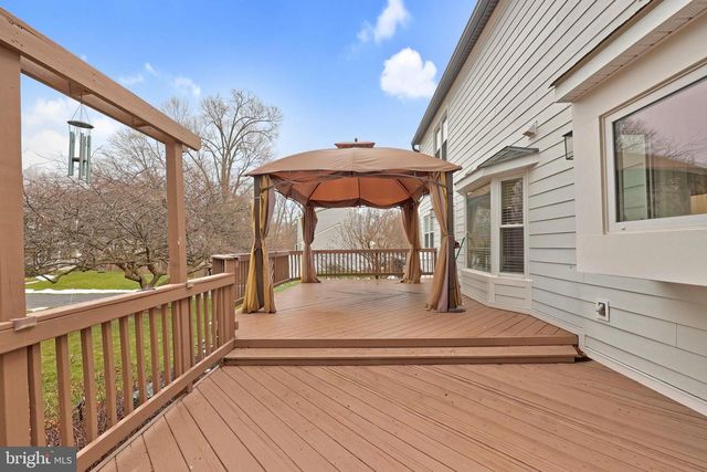 3623 GREAT LAUREL LN, Fairfax, VA 22033