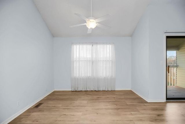 8757 W 106th Terrace, Overland Park, KS 66212