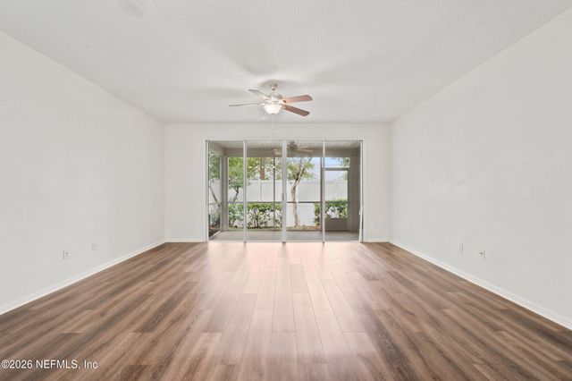 4156 CROWNWOOD Drive, Jacksonville, FL 32216