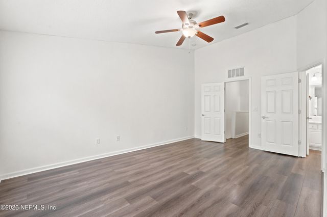 4156 CROWNWOOD Drive, Jacksonville, FL 32216