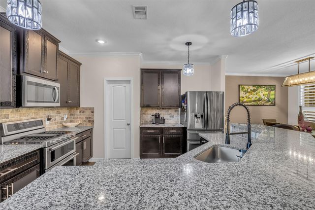265 Road 662, Dayton, TX 77535