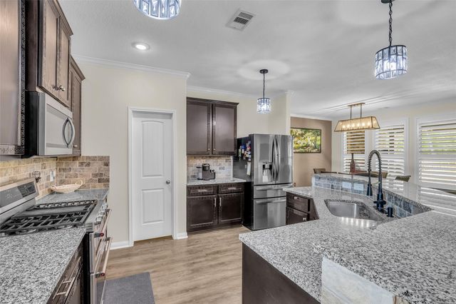 265 Road 662, Dayton, TX 77535
