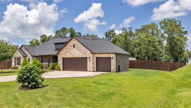 265 Road 662, Dayton, TX 77535