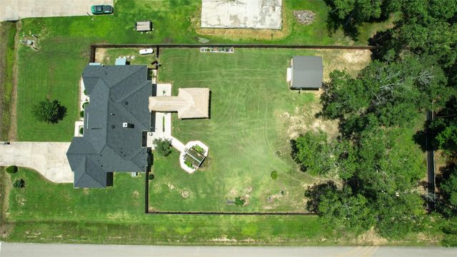 265 Road 662, Dayton, TX 77535