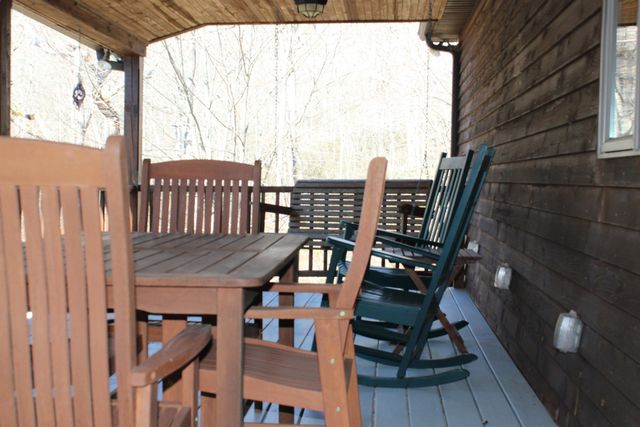 625 HUMMINGBIRD LN, Monterey, VA 24465