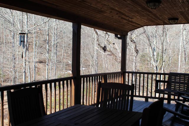 625 HUMMINGBIRD LN, Monterey, VA 24465