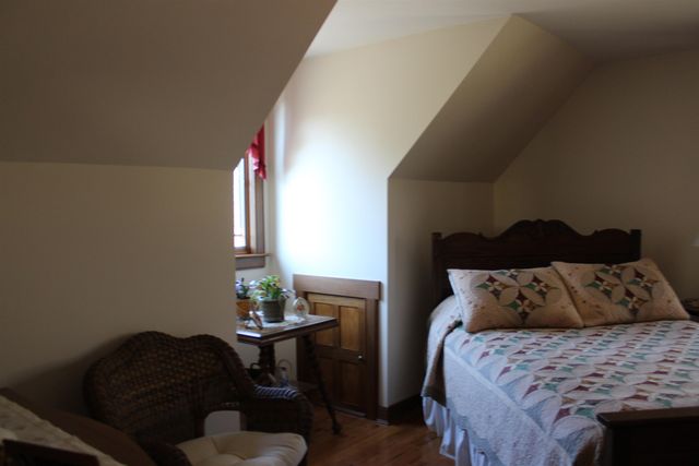 625 HUMMINGBIRD LN, Monterey, VA 24465