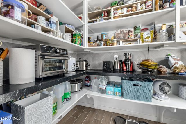 9440 S 10TH Way, Phoenix, AZ 85042