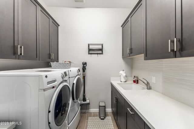 9440 S 10TH Way, Phoenix, AZ 85042