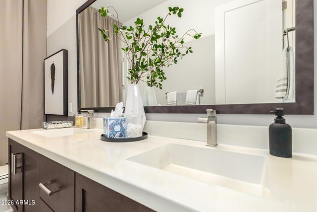 9440 S 10TH Way, Phoenix, AZ 85042