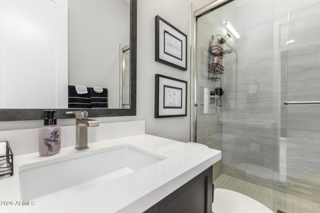 9440 S 10TH Way, Phoenix, AZ 85042