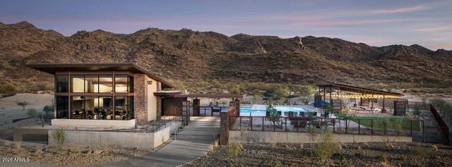 9440 S 10TH Way, Phoenix, AZ 85042