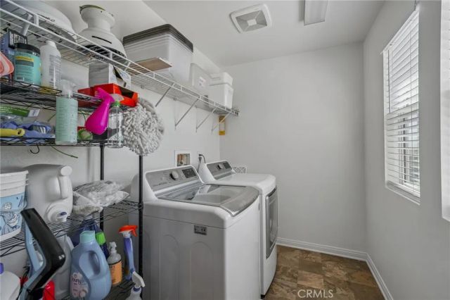 7572 Blue Oak, Riverside, CA 92507
