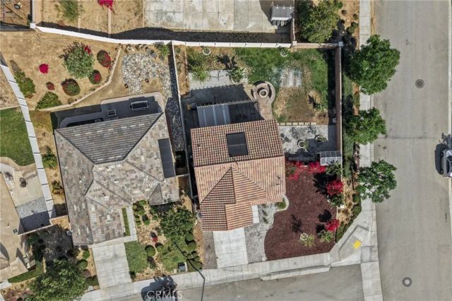 7572 Blue Oak, Riverside, CA 92507
