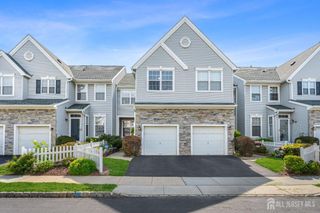 804 Dahlia Circle, South Brunswick, NJ 08810