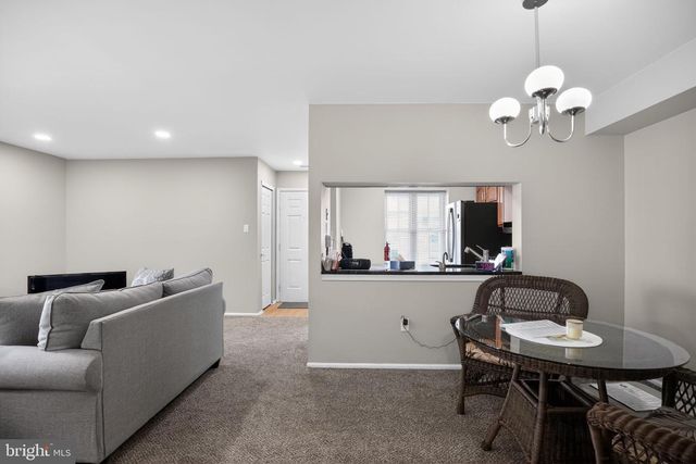 4701-A ADELAIDE DR, Mount Laurel, NJ 08054