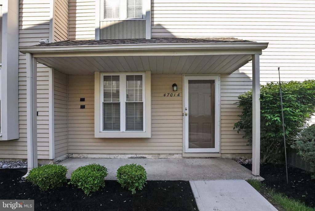 4701-A ADELAIDE DR, Mount Laurel, NJ 08054