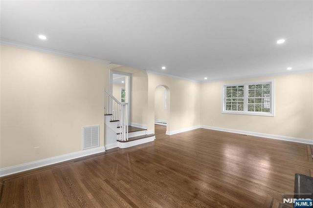 871 Prince Street, Teaneck, NJ 07666