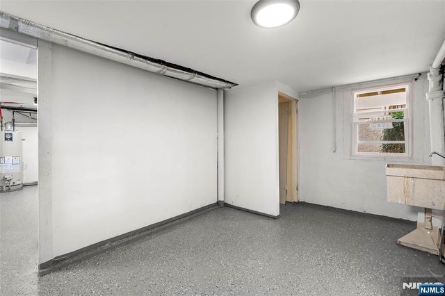 871 Prince Street, Teaneck, NJ 07666