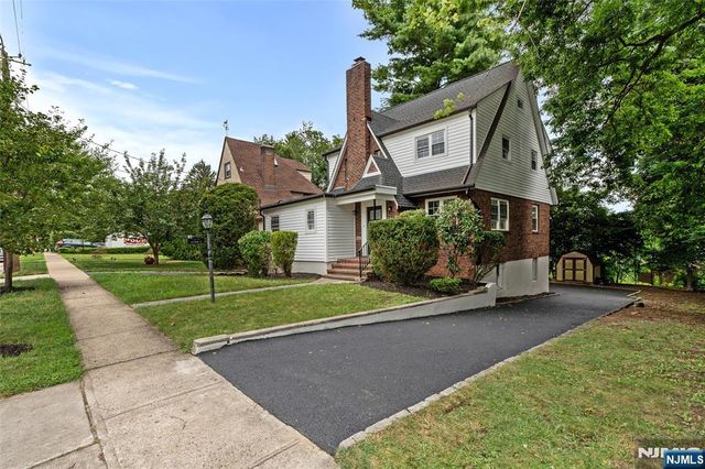 871 Prince Street, Teaneck, NJ 07666