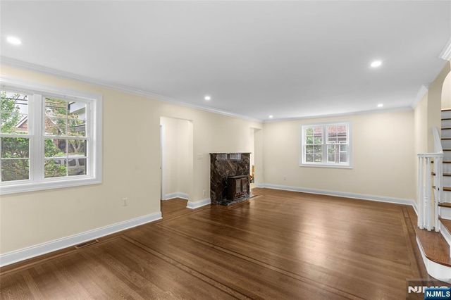 871 Prince Street, Teaneck, NJ 07666