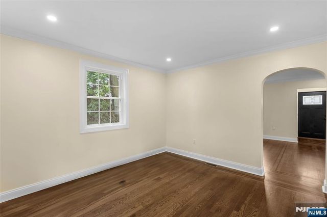 871 Prince Street, Teaneck, NJ 07666