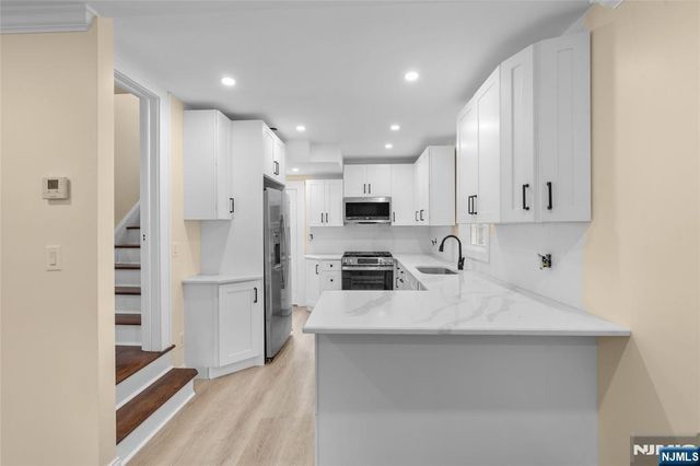 871 Prince Street, Teaneck, NJ 07666