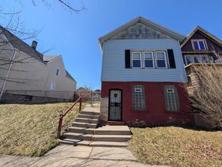 2531 N Buffum STREET, Milwaukee, WI 53212
