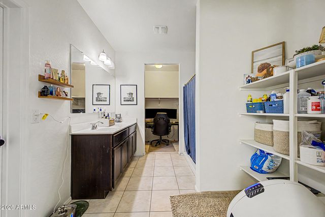 29030 N TSAVORITE Road, San Tan Valley, AZ 85143