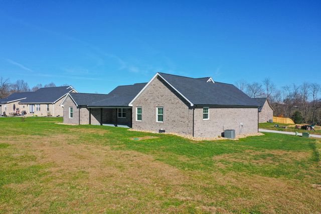 135 Jolynn Drive, London, KY 40744