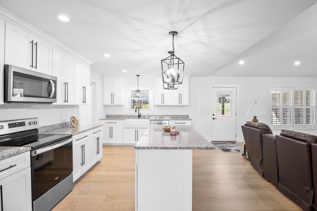 135 Jolynn Drive, London, KY 40744