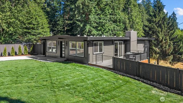 18001 77th Street E, Bonney Lake, WA 98391