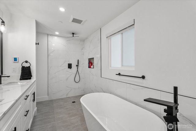 18001 77th Street E, Bonney Lake, WA 98391