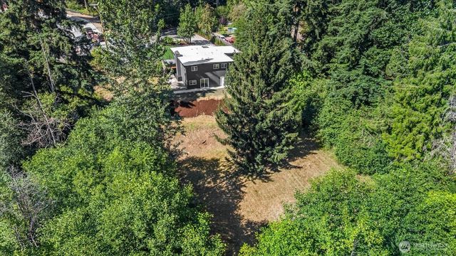 18001 77th Street E, Bonney Lake, WA 98391