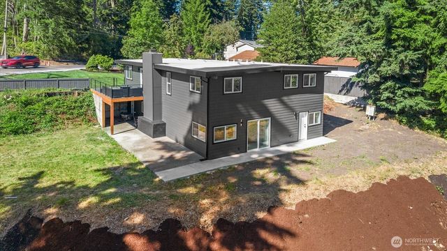 18001 77th Street E, Bonney Lake, WA 98391
