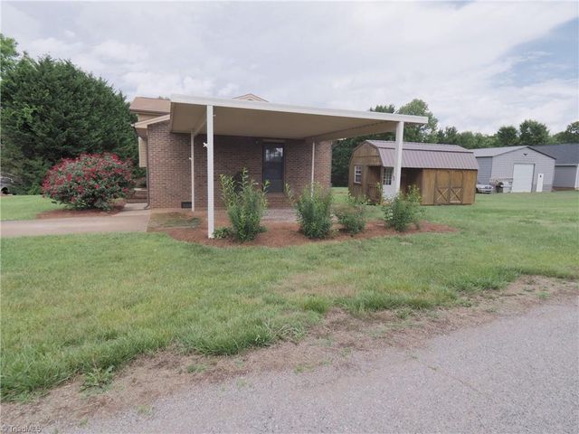 110 Robert Drive, State Road, NC 28676