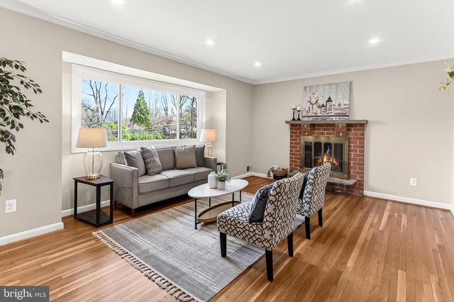 6451 QUEEN ANNE TER, Falls Church, VA 22044