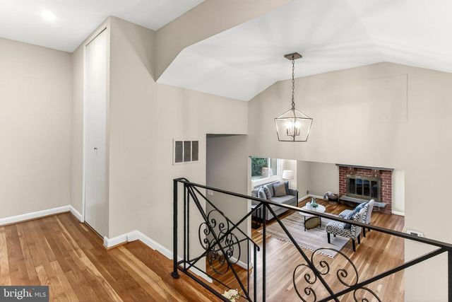 6451 QUEEN ANNE TER, Falls Church, VA 22044