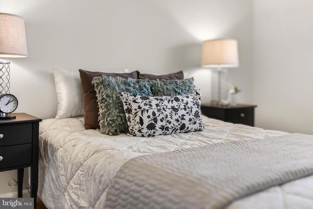 6451 QUEEN ANNE TER, Falls Church, VA 22044