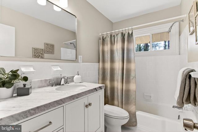 6451 QUEEN ANNE TER, Falls Church, VA 22044